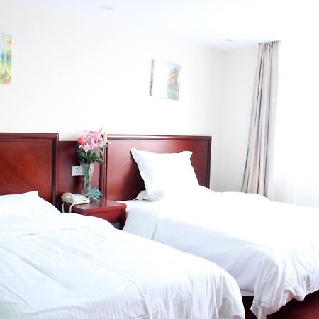 Greentree Inn Shandong Qingdao Wuyishan Road Jiashike Shopping Center Business Hotel Экстерьер фото