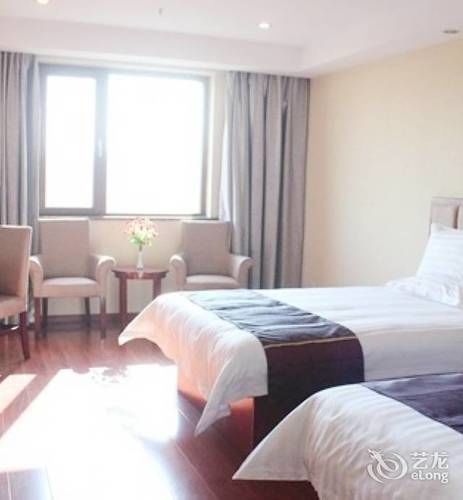 Greentree Inn Shandong Qingdao Wuyishan Road Jiashike Shopping Center Business Hotel Экстерьер фото