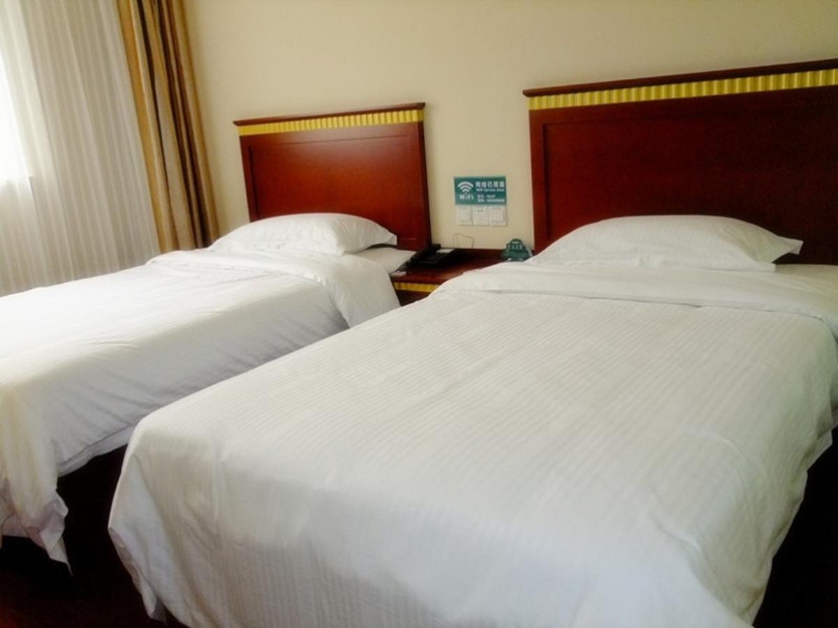 Greentree Inn Shandong Qingdao Wuyishan Road Jiashike Shopping Center Business Hotel Экстерьер фото